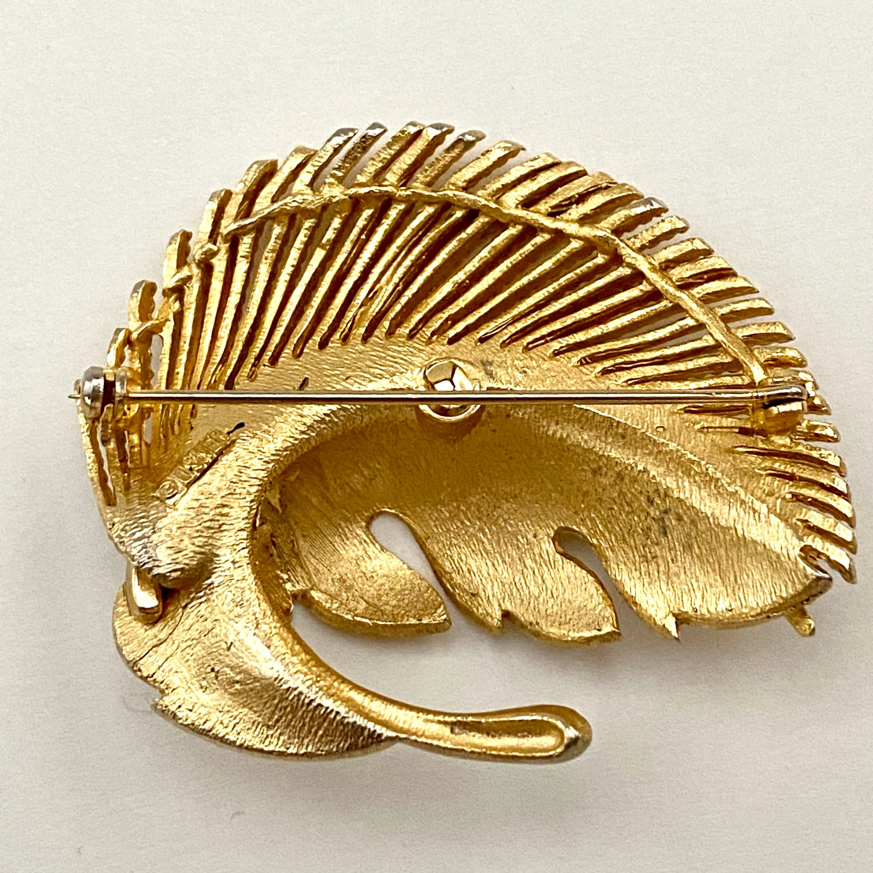 1960s Lisner Leaf Brooch