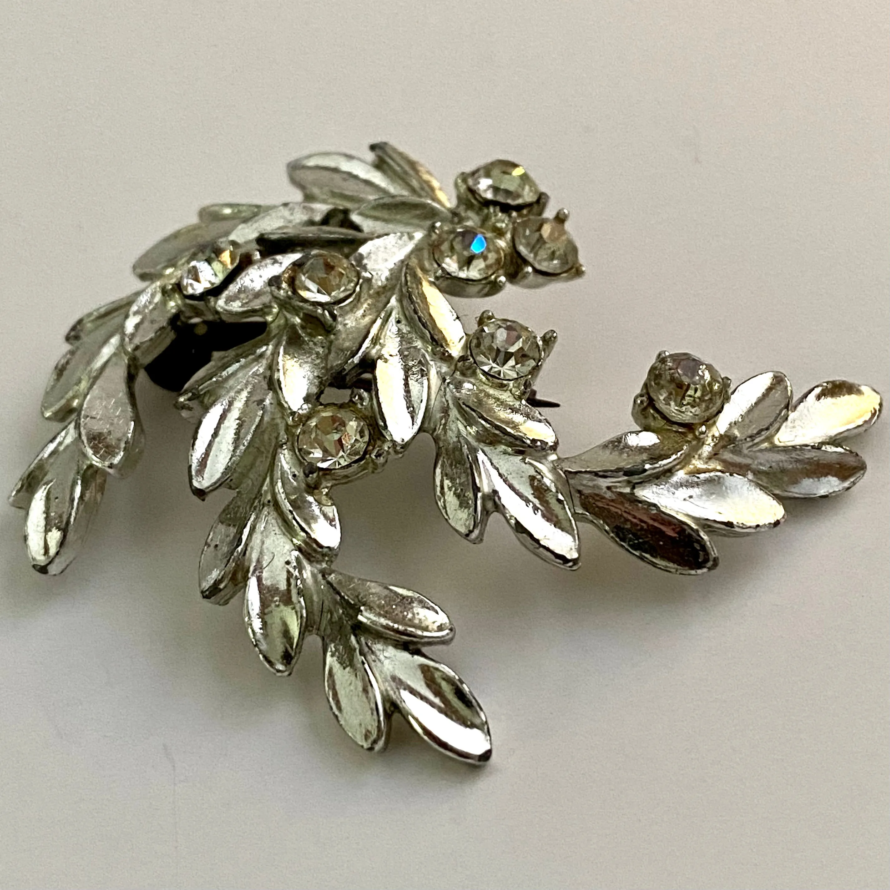 1960s P&L Brooch