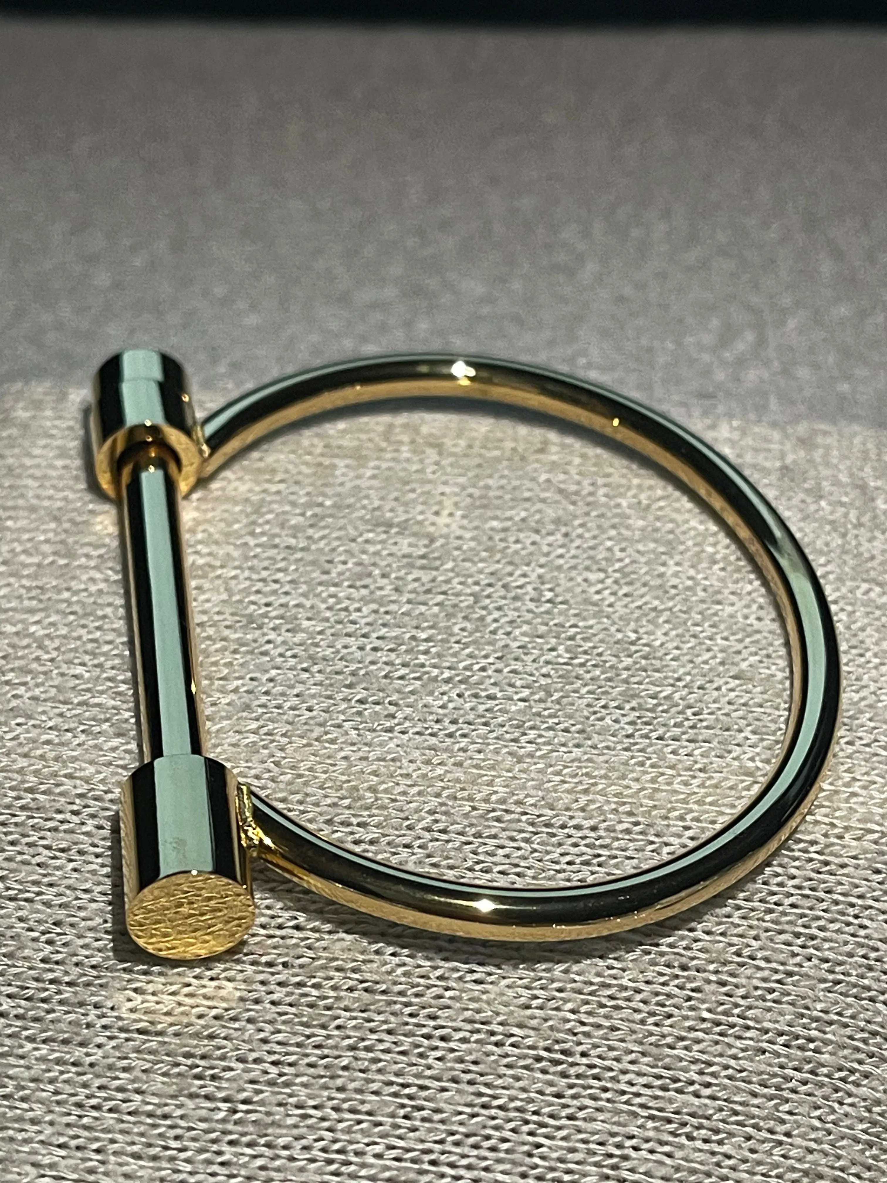 bar bracelet