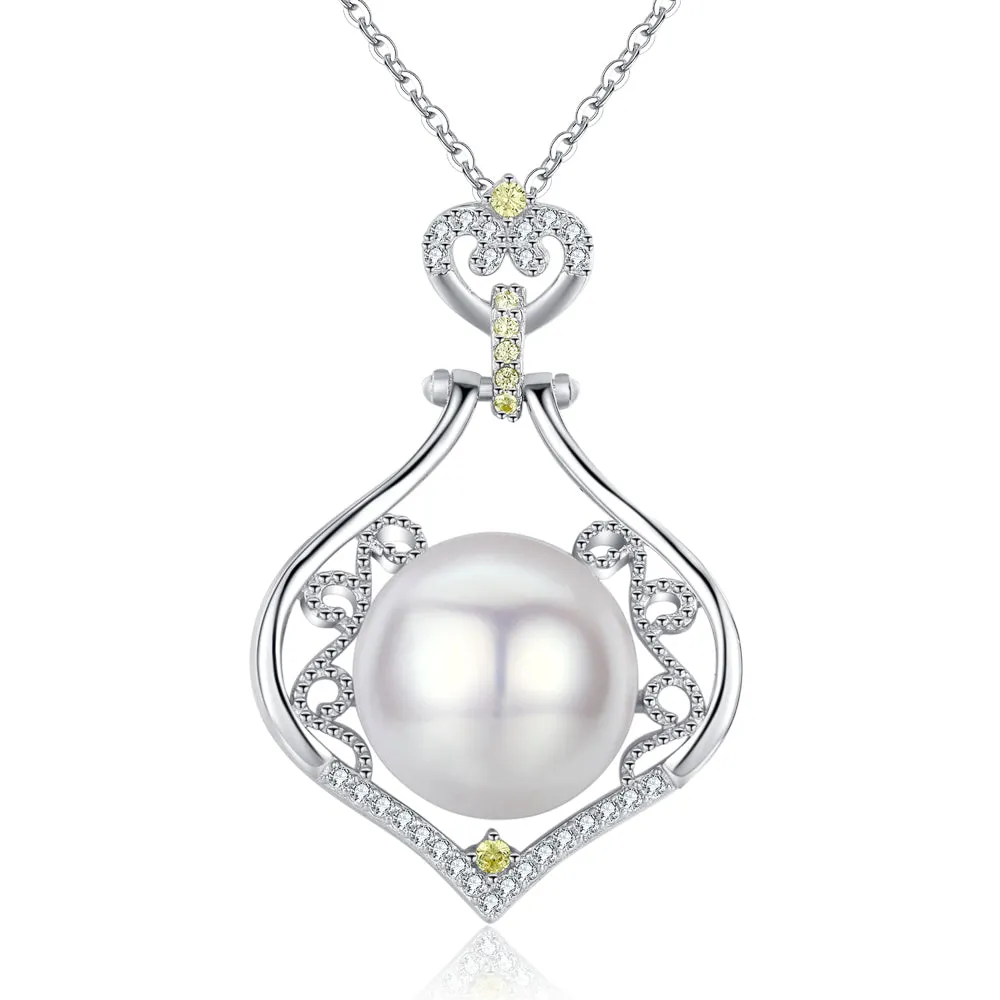 Fairy Tale Classic Pearl Necklace