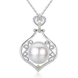 Fairy Tale Classic Pearl Necklace