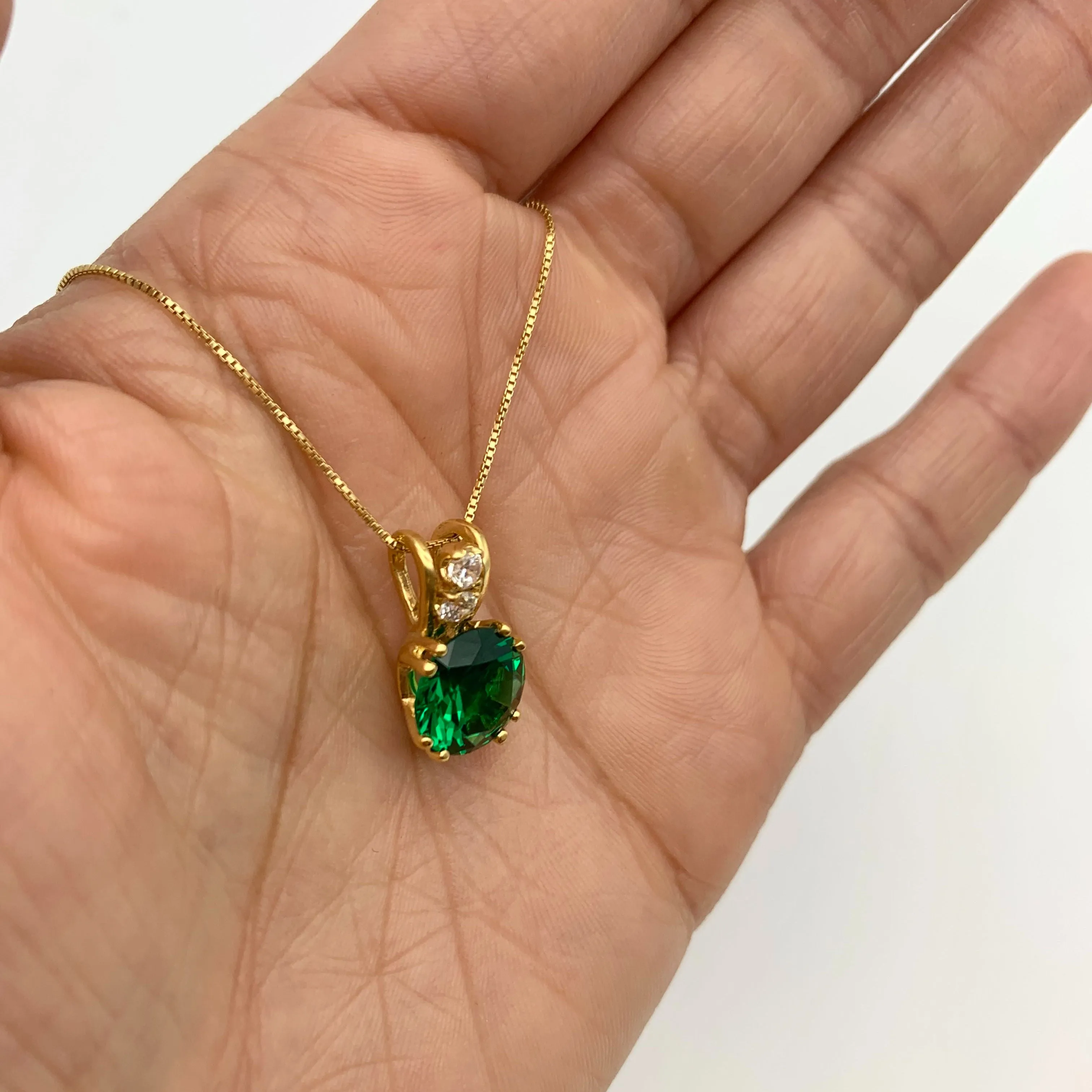 Gold Emerald Pendant - Green Round Necklace - Vintage Classic Necklace