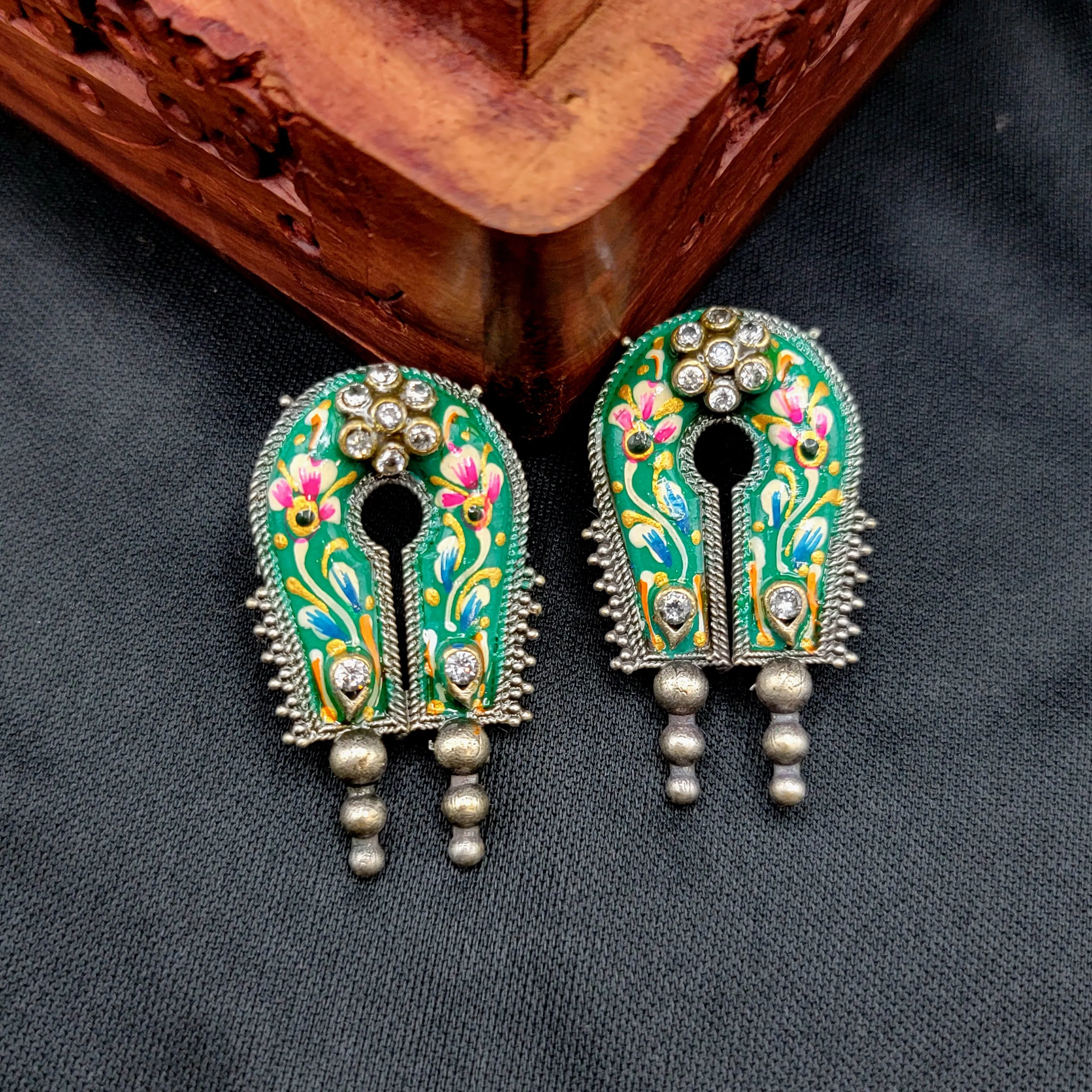 Green Handpainted Meenakari Oxidized German Silver Pearl Necklace Set