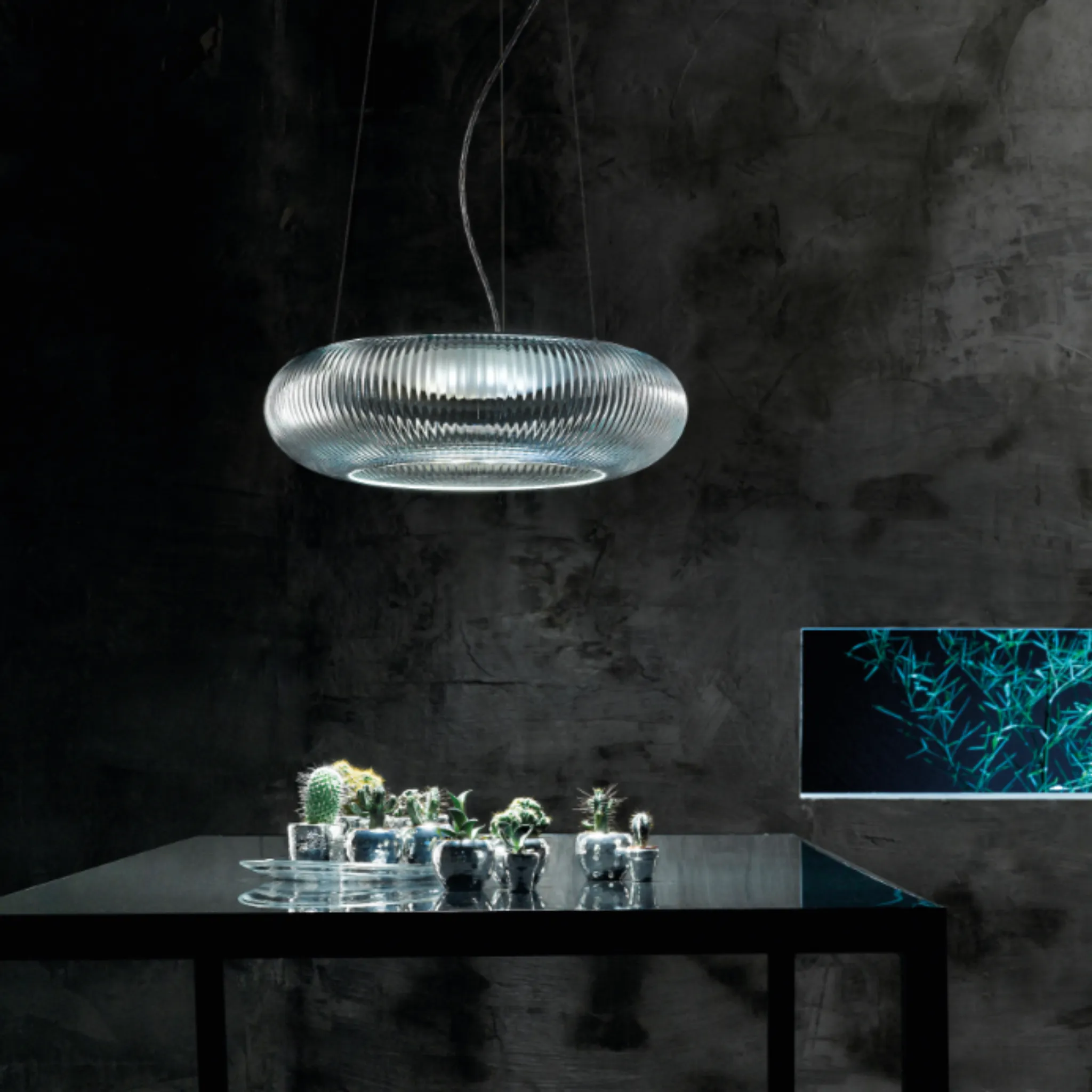 Modern Ribbed Glass Pendant Light