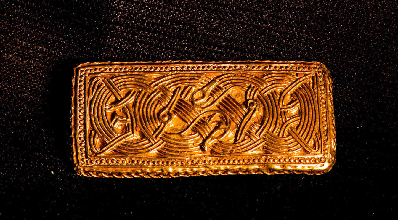 Rectangular Bar Brooch with a pin back - Z-15