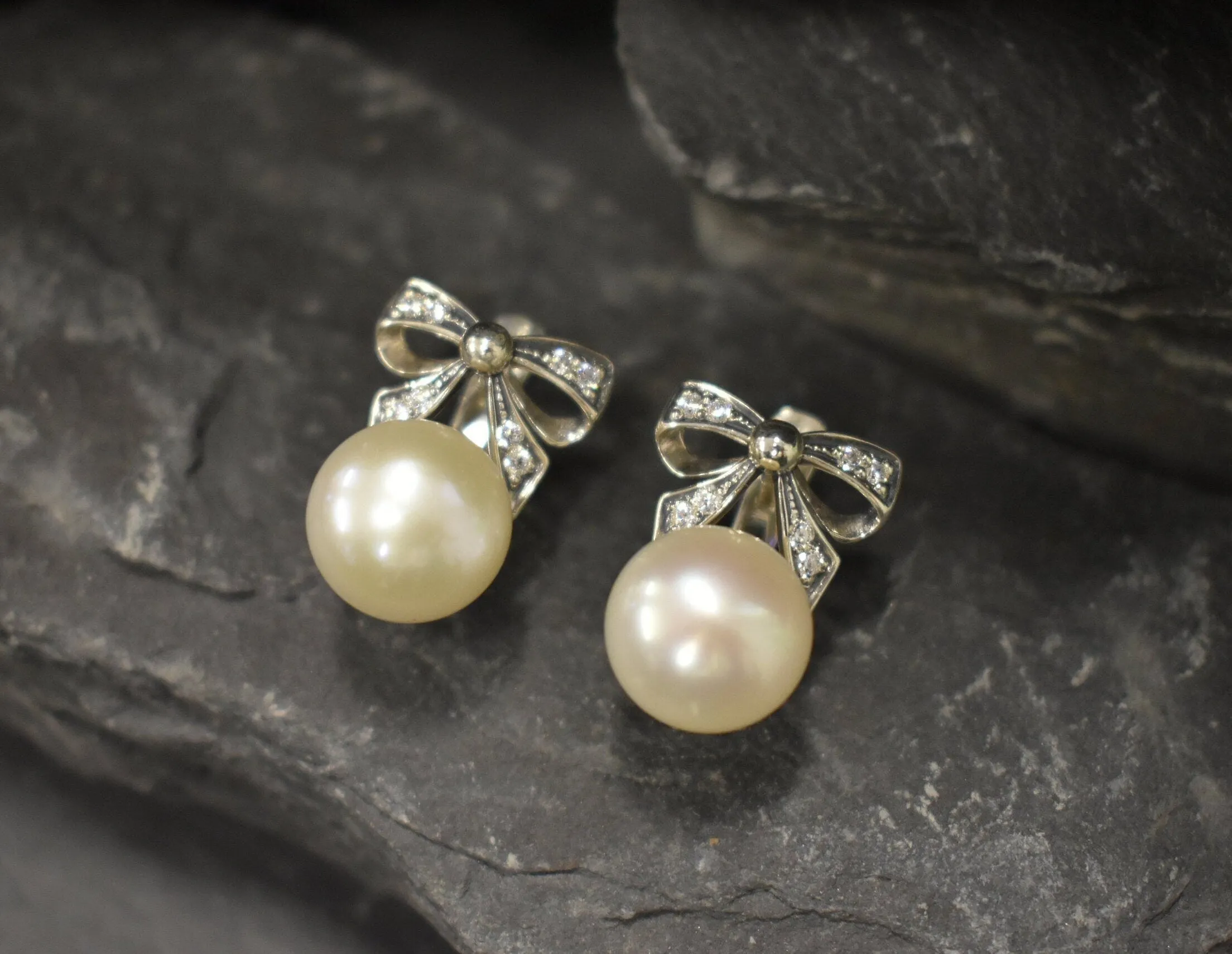 Ribbon Pearl Earrings - Natural Pearl Earrings - White Bow Studs