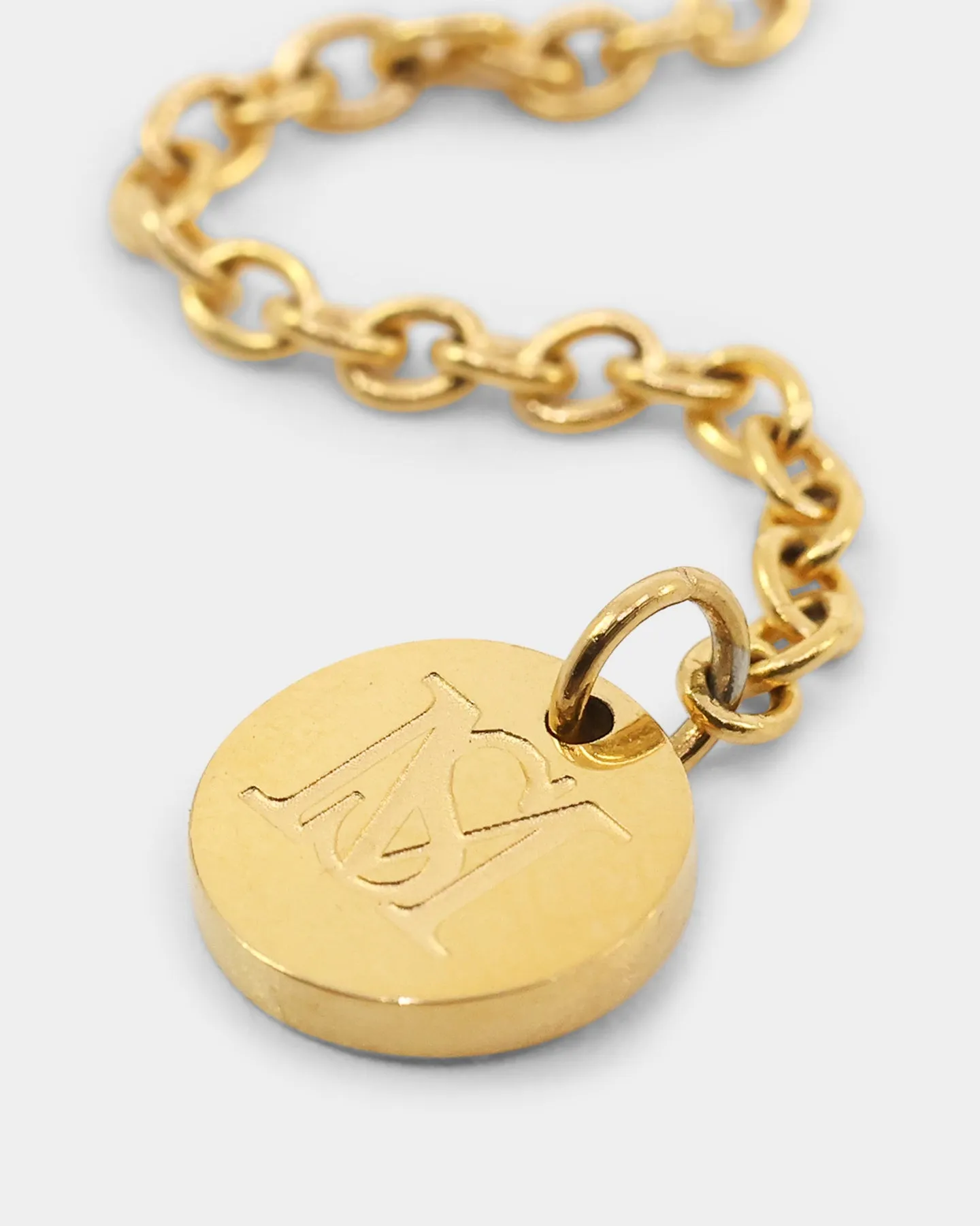 Saint Morta Classic Pendant Necklace Gold