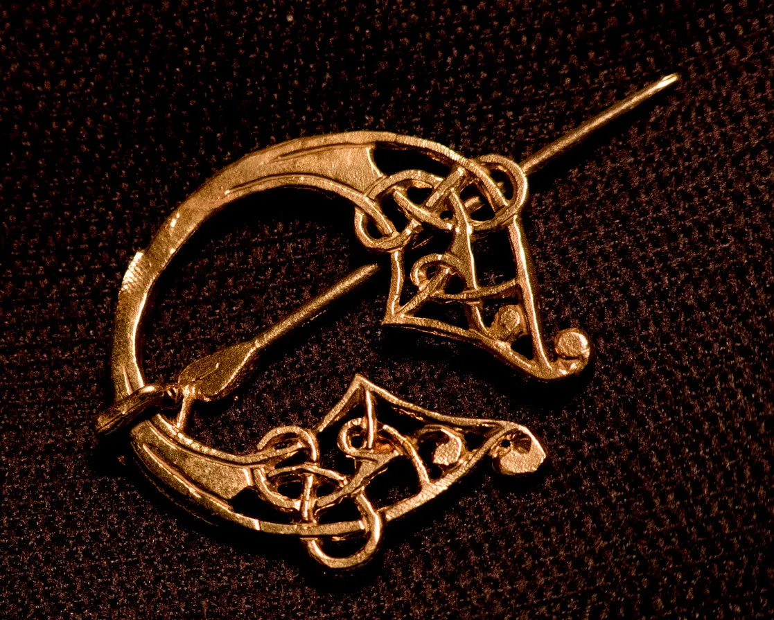 Small, Floral, Celtic Pennanular Brooch - R-06