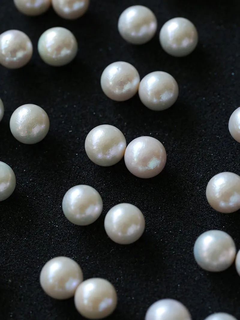 Textured Wrinkled Round Baroque Pearls Studs Earrings