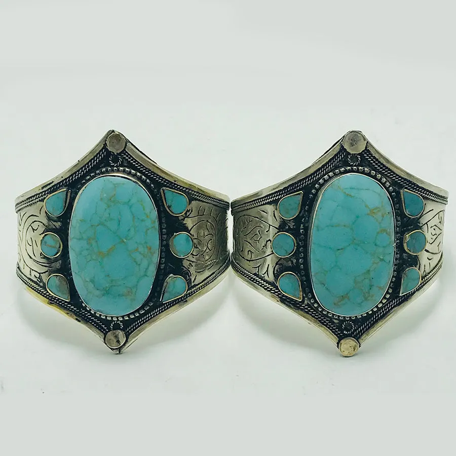 Unique Handmade Turquoise Stone Bracelet