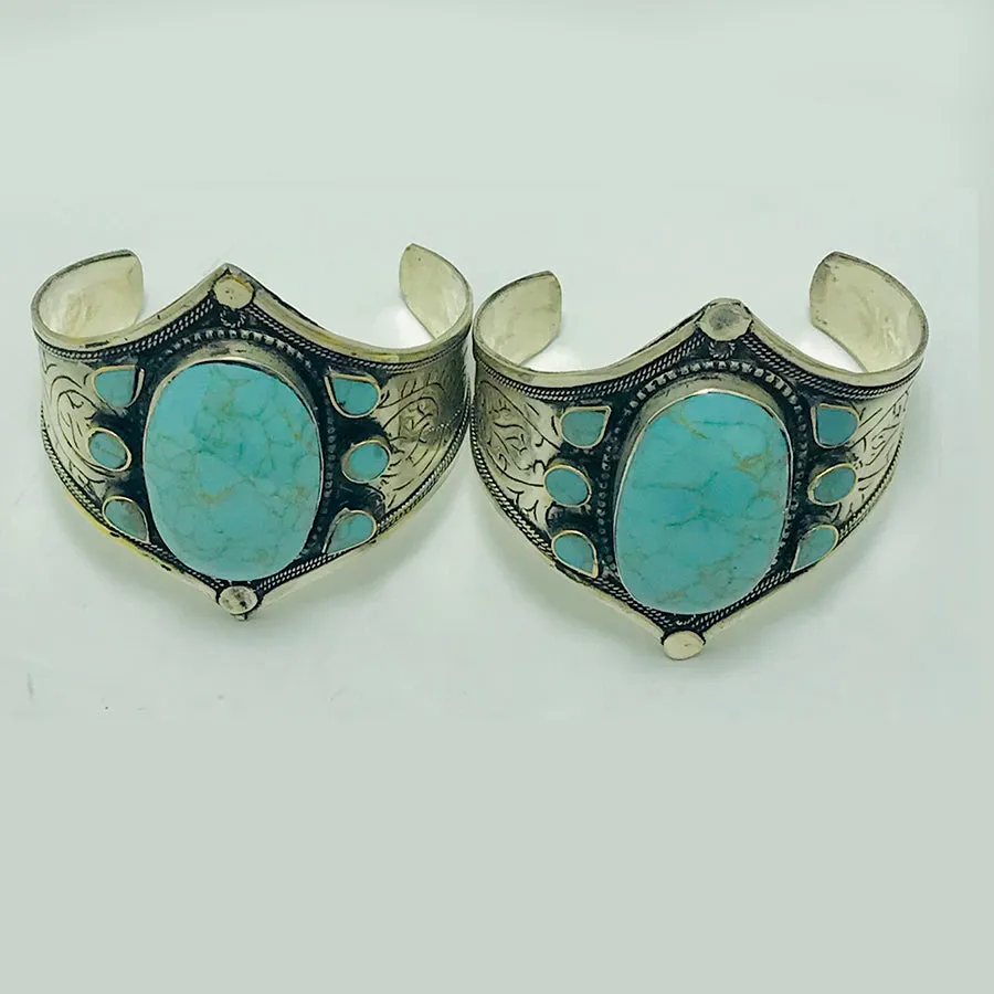 Unique Handmade Turquoise Stone Bracelet