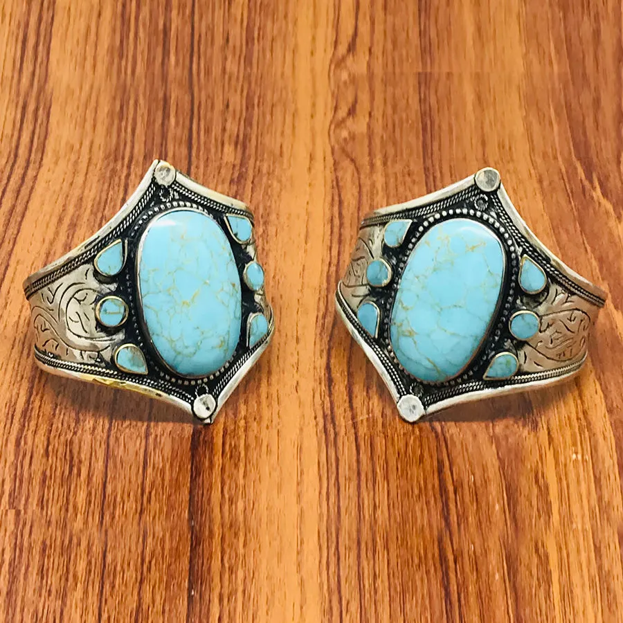 Unique Handmade Turquoise Stone Bracelet