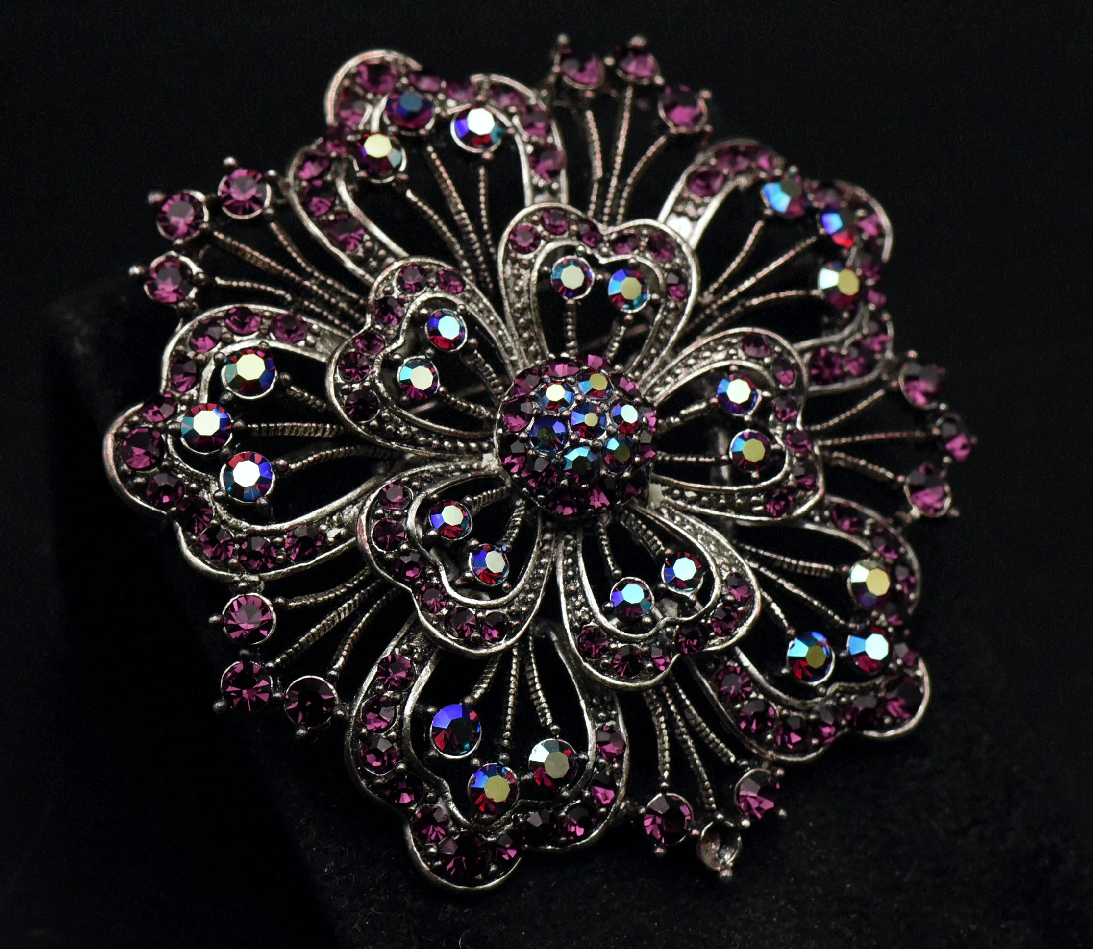 Vintage Ornate Floral Brooch